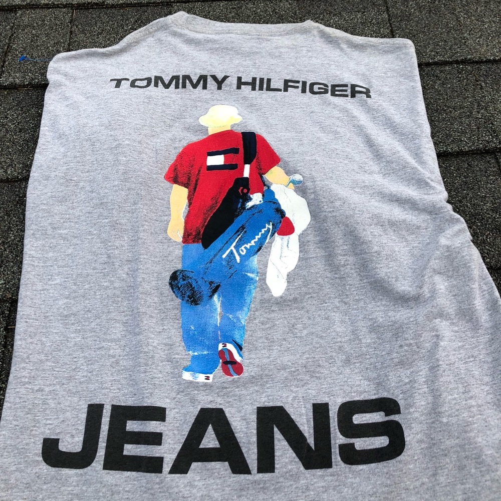VINTAGE 90’s Tommy Hilfiger Golf T Shirt